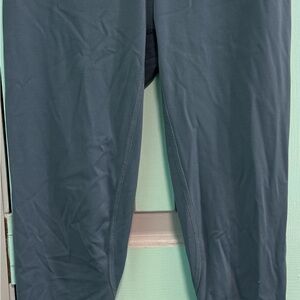 Size 6 Blue Lululemon Athletic Leggings